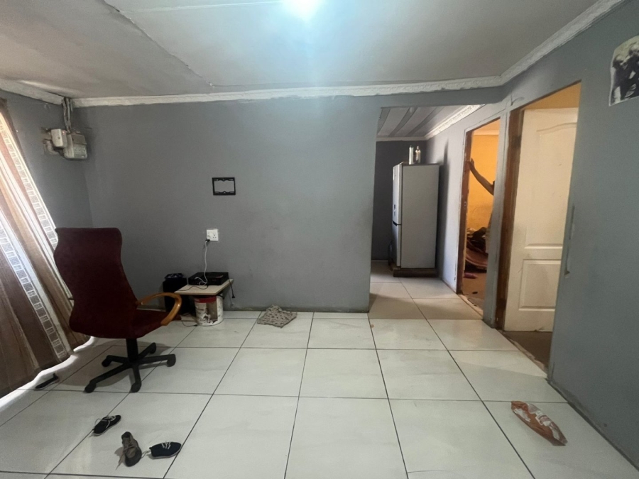 2 Bedroom Property for Sale in Kwazakhele Eastern Cape